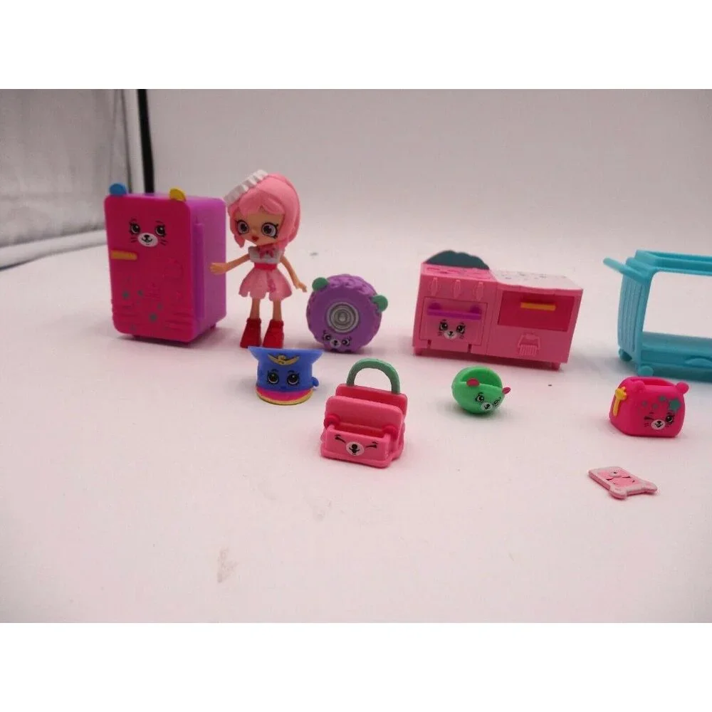 Shopkins air‎ Shoppies Dolls Air Skyanna's Jet Plane Airplane Camper and car